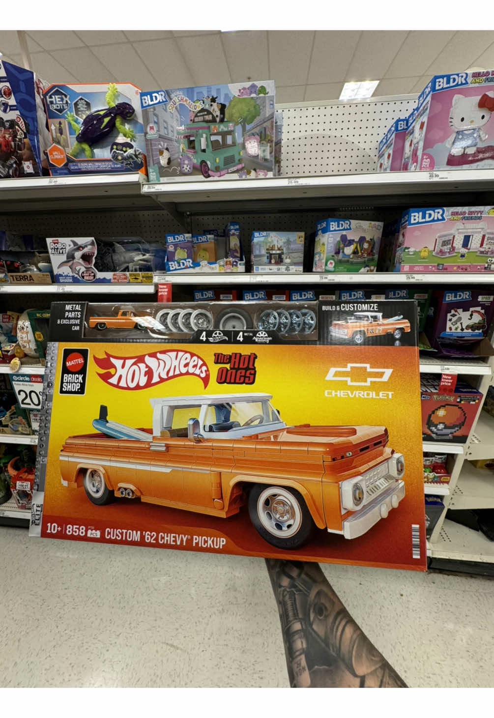 BRING ME THE BACON 🥓🥓 HAPPY HUNTING 😈  #hotwheels #diecast #toys 