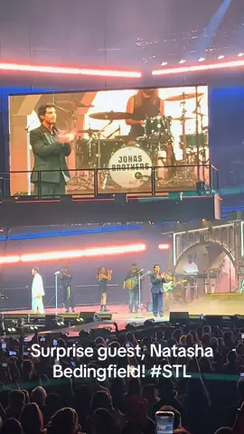 What a surpise!! Last night was a movie, fr!!#jonasbrothers #stl #jonas20 