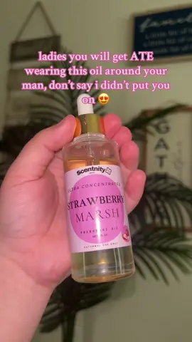 smells SO good. & stays on all day 💕💕 #fypシ゚viral #bodyoils #scentnitystrawberryshortcake #buyitnow @Scentnity 