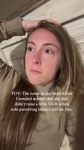Month after month of solo parenting wears me down… and weekends with my husband home still aren’t enough to catch up. #workingmomlife #soloparenting #momstruggles #realmomlife #momtoks 