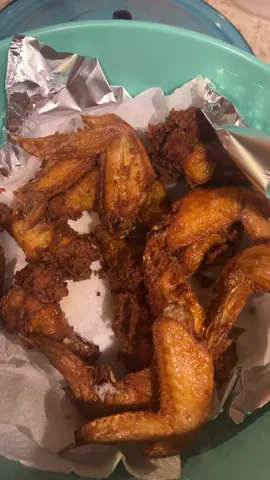 I love chicken! Esp WINGS 🥲 #wings #food #friedchicken #fyp #foryou
