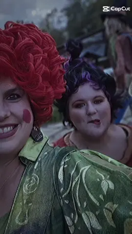 #CapCut  Halloween Hocus Pocus Movie Night at @Ancient Lore Village #hocuspocus #uniquevenue  #halloween 