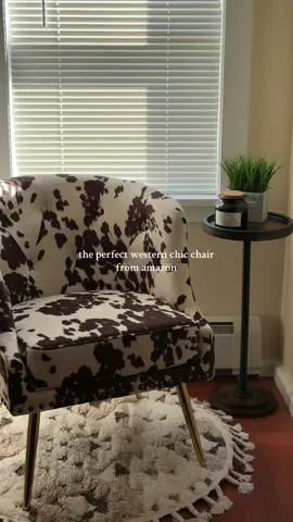 im so in love. so perfect for my reading nook! 🔗 under “HOME DECOR” in my sf! #amazonhomefinds #accentchairs #amazonaccentchair #westernchic #homedecor  