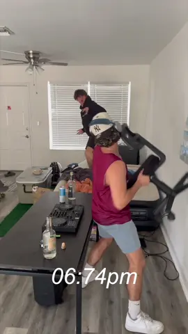 Peak morning routine… 