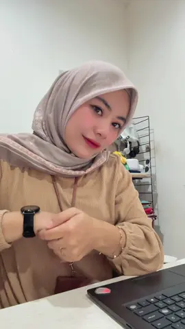 Kalau ada 9 nyawa, semua ku suru kerja kerja kerja hehehe🙏🏻 #fyppppppppppppppppppppppp #worklife #workholic 