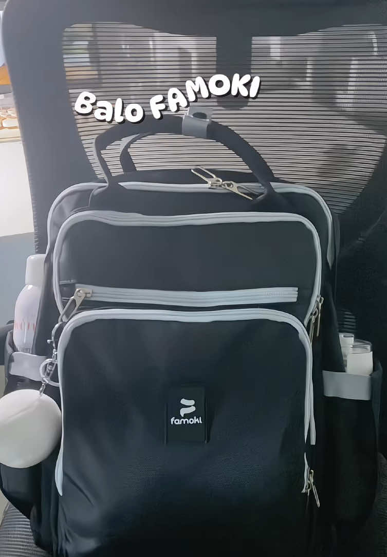 Em xài balo du lịch dành cho mẹ bỉm sữa để đi du lịch tại nó nhìu ngăn, nó tiện thui chứ em chưa có con 🥹👉👈 Mà nào có thì đỡ sắm thêm ạ 🤣  #LearnOnTikTok #unboxing #review #viral #fypシ゚ #xuhuong #asmr #backpack #balodulich #balodihoc 
