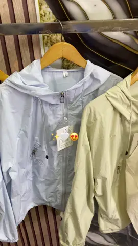 Gas 🥳#jaketimport #jaketparasut #promomakan1010 #jaketwanita 