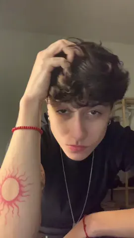 Tô mei arrependida de ter cortado o cabelo… 