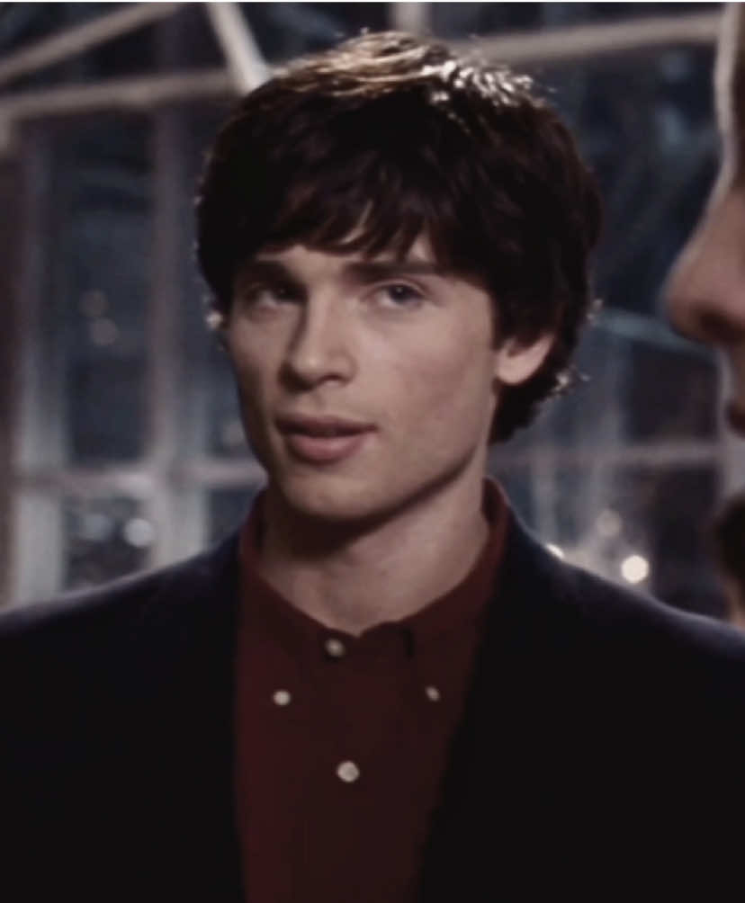 Clark                                                                   scp: @eve  ac: @kixikix  tags: #smallville #clarkkent #superman #smallvilleedit #tomwelling 