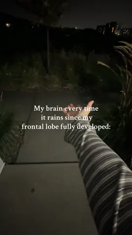 This is a sign of something I just don’t know what #relatable #funny #millennialhumor #rain #millenialsbelike 