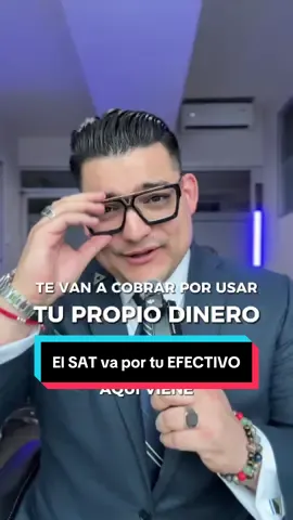 💥 El SAT va por tu efectivo. Desde este mes, si depositas más de 15,000 pesos, te cobrarán un 3% adicional, aunque sea tu propio dinero. Dicen que es “por justicia fiscal”, pero muchos lo ven como un castigo para quienes trabajan y viven del efectivo. 💭 ¿Es protección o control? 👇 Comenta lo que opinas y sígueme para entender lo que viene. #dinero #ahorro #sat #impuestos #mexico 