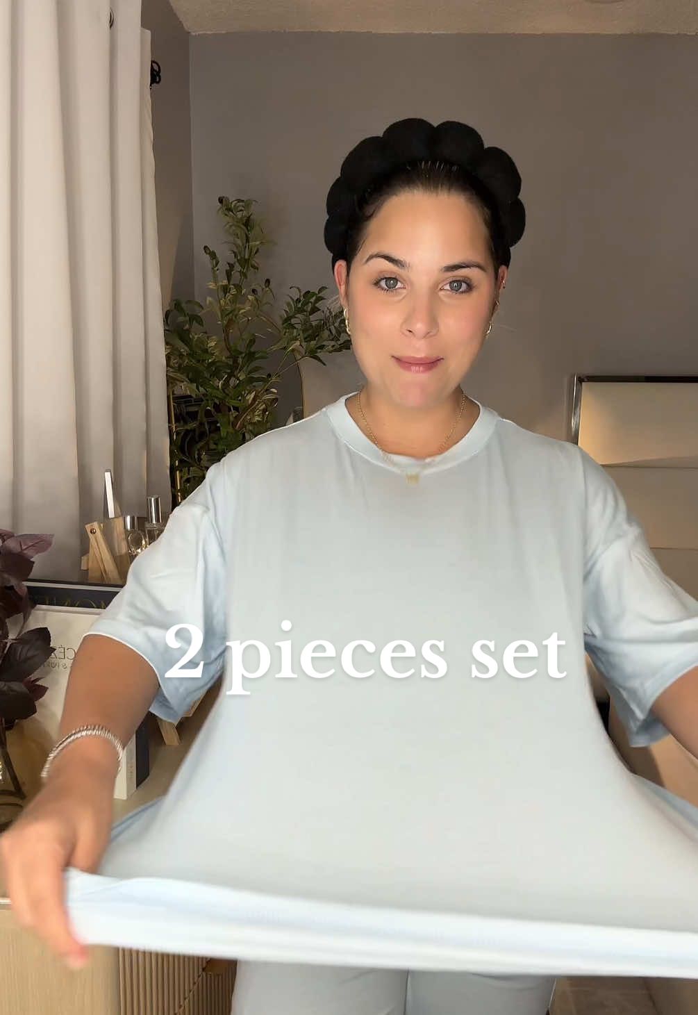 #tiktokshopcreatorpicks #fashioninspo #momoutfit #twopieceset 