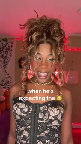 SURPRISE SURPRISE! 😌😌😌😌😌😌😌😌😌 #fy #allicattt  (the glasses i’m wearing are down below!) 