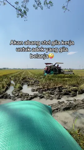 Jadi laki” jangan malas kerja ya🤭#masukberandafyp #sragen24jam #motivasisukses #lewatberanda #petaniindonesia🇮🇩🇮🇩🇮🇩🌿🌿 