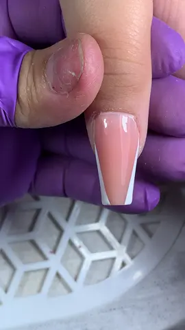 #fracesinhanaunha #unhafrancesinha #esmaltebranco #artistsoftiktok #artnail 