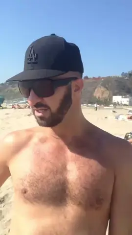 POV: when you miss summer… and your cartilage #BillyFrancesca #ThrowbackTherapy #GayAndAgingGracefully