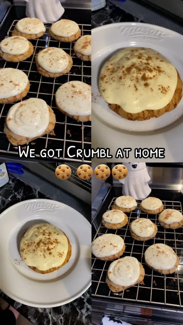 @Betty Crocker Pumpkin Pie Soft Bake Mix Icing: Cream cheese, powdered sugar, butter and vanilla extract.  Topped with pumpkin spice! 🍪🎃🥧 #diycrumblcookie #crumbl #homemad #sweettooth #baking 