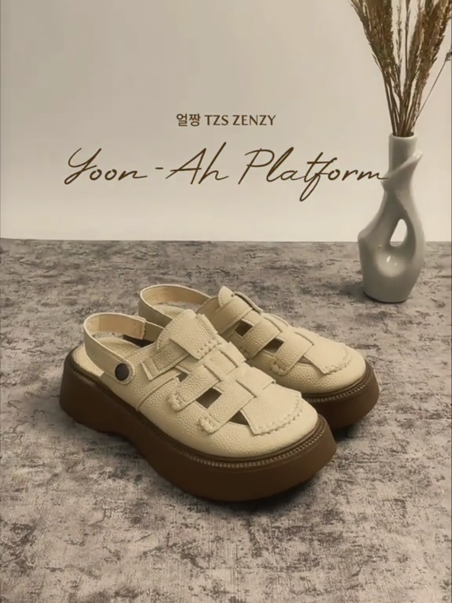 귀여운 샌들 The smooth cream upper pairs beautifully with a contrasting light brown sole, creating a minimalist yet timeless look. 얼짱 TZS Zenzy Wear Better, Live Happier! #WedgesSandal #SandalFlat #FlatSandal #SandalWedges #CasualStyle 