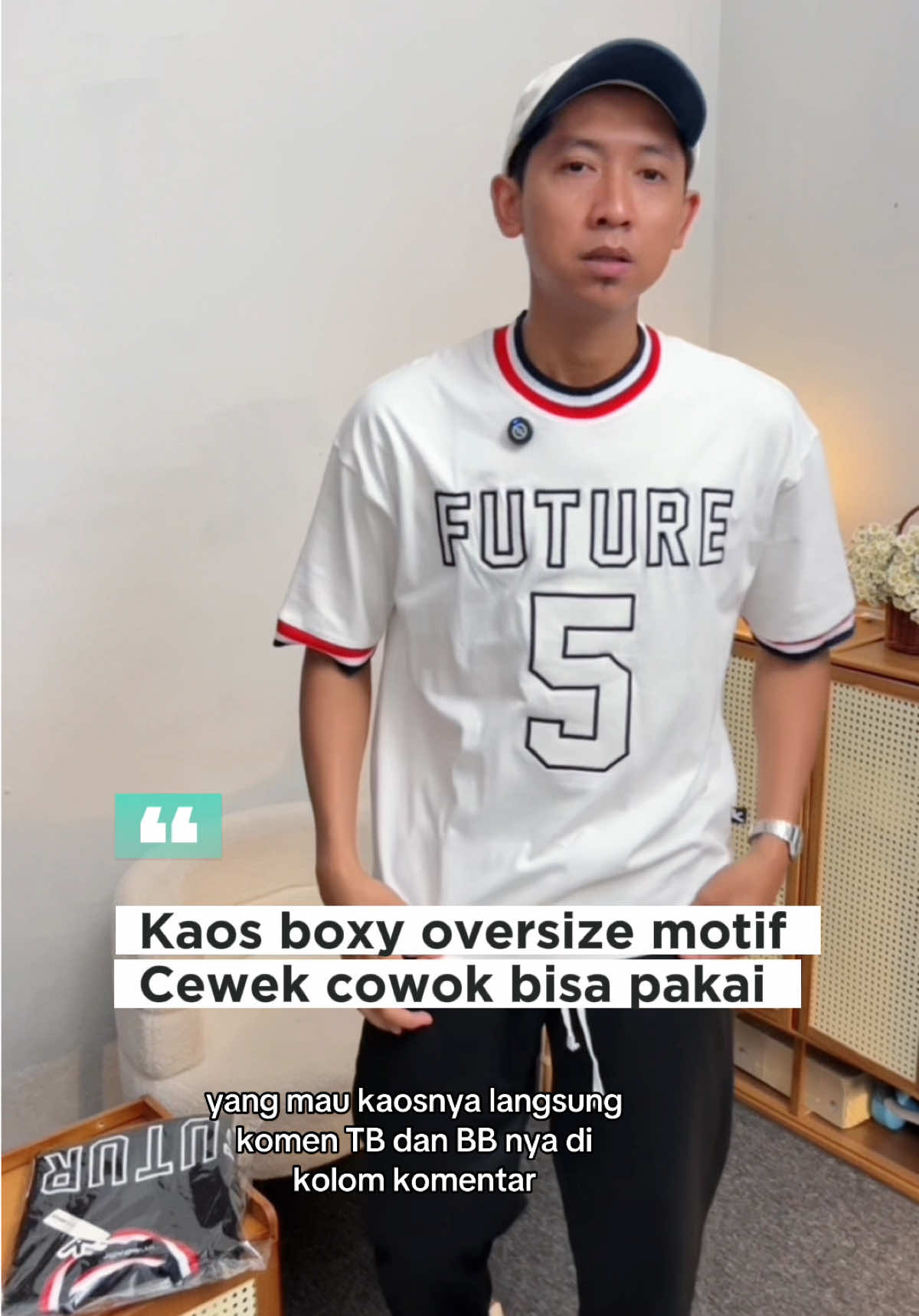 Kaosnya cewek cowok bisa pakai #tshirts #kaosboxy #kaosoversize #outfitideas #outfit 