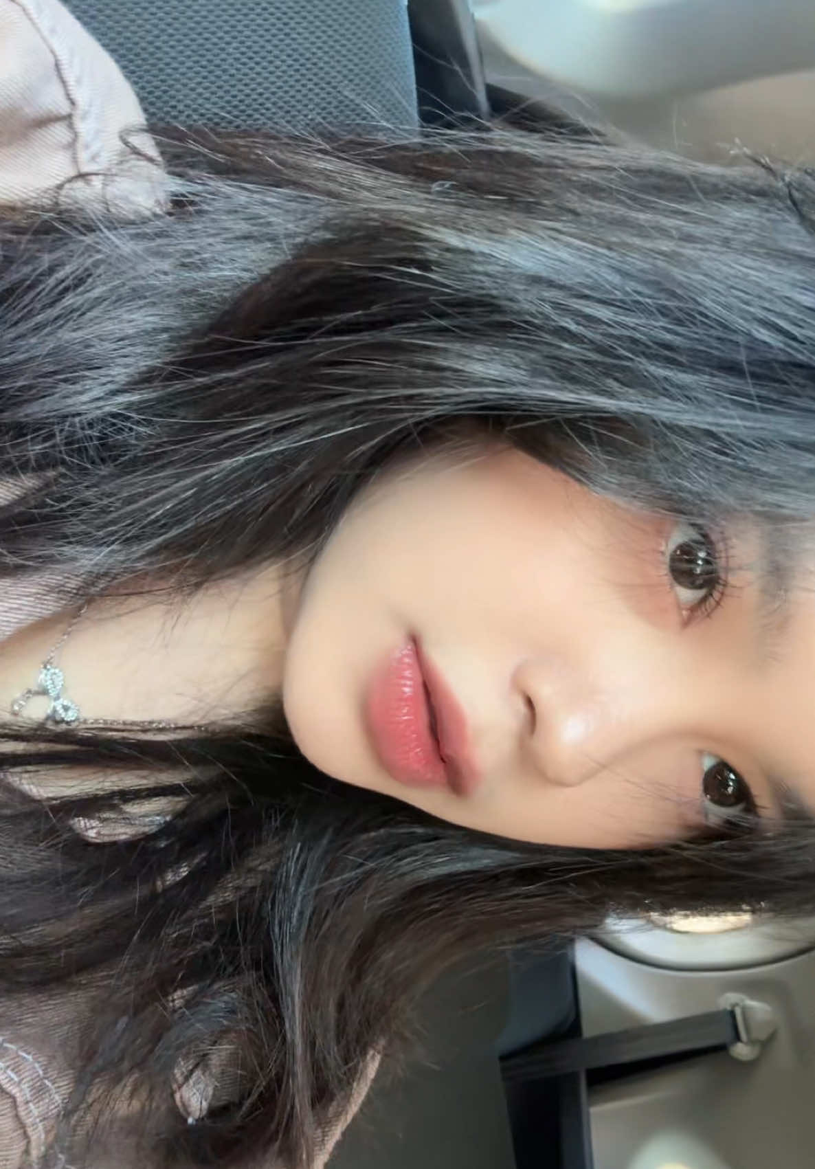 ga bosen sama lagu ini 🫰🏻