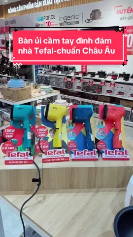 Trợ thủ đắc lực khi bạn muốn làm phẳng nhanh áo quần ở bất cứ nơi đâu đều siêu tiện dụng 👍  Công suất: 1300w Hơi phun: 20/phút (siêu khoẻ) Bảo hành chính hãng 2 năm  #huyentrang890 #tefal #banuihoinuoc #banuicamtay #viral 