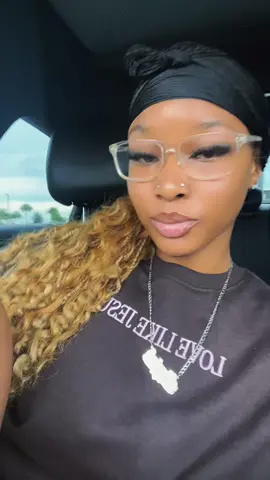 💋