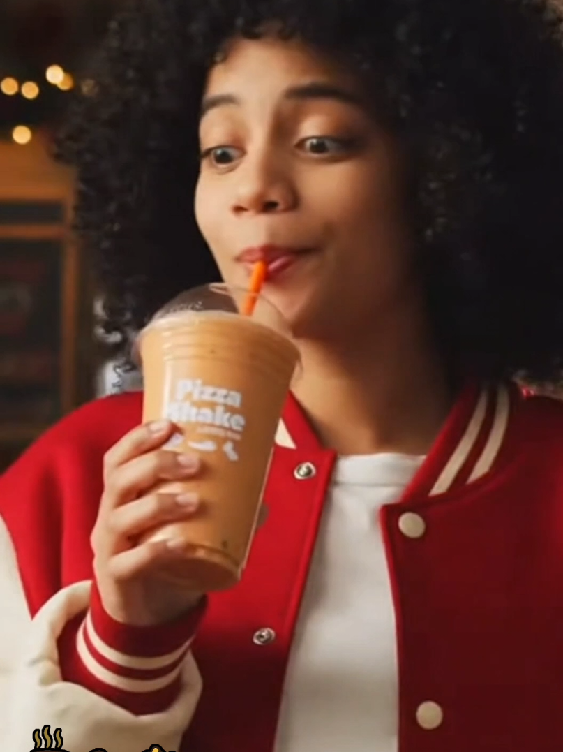 Introducing the Pizza Wing Mojo Shake™ — because who needs self-respect when you have flavor? One sip and your arteries will start negotiating peace talks 🍕🍗🥔🥤💀 #PizzaShake #BuffaloWingSmoothie #MojoMadness #HeartAttackInACup #WorthIt 