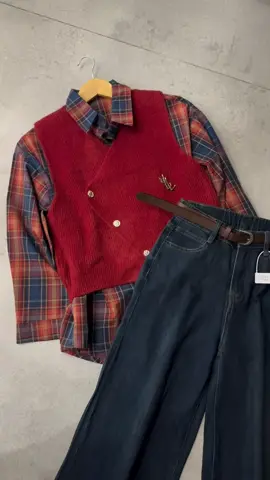 Price: - 2200 #clothescollection. Wholesale & Retailer both available. Dm on whatsapp to Order. All Size available Small, medium, large XI to 4XI &Free Sizes #ordernow #sizeaviable #quality #foryoupage