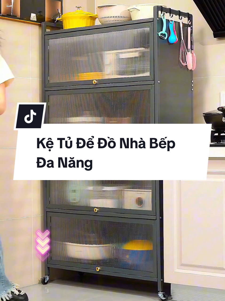 ➡️ Kệ Tủ Để Đồ Nhà Bếp Đa Năng . ➡️ Có Nắp Đậy Thông Minh  - Bánh Xe Di Chuyển Dễ Dàng.  ➡️ Bền Bỉ Chắc Chắc - Tiết Kiệm Không Gian Diện Tích.  . #ketubep #tudonhabep #giadungnhabep #giadungtienich #giadungtienloi 