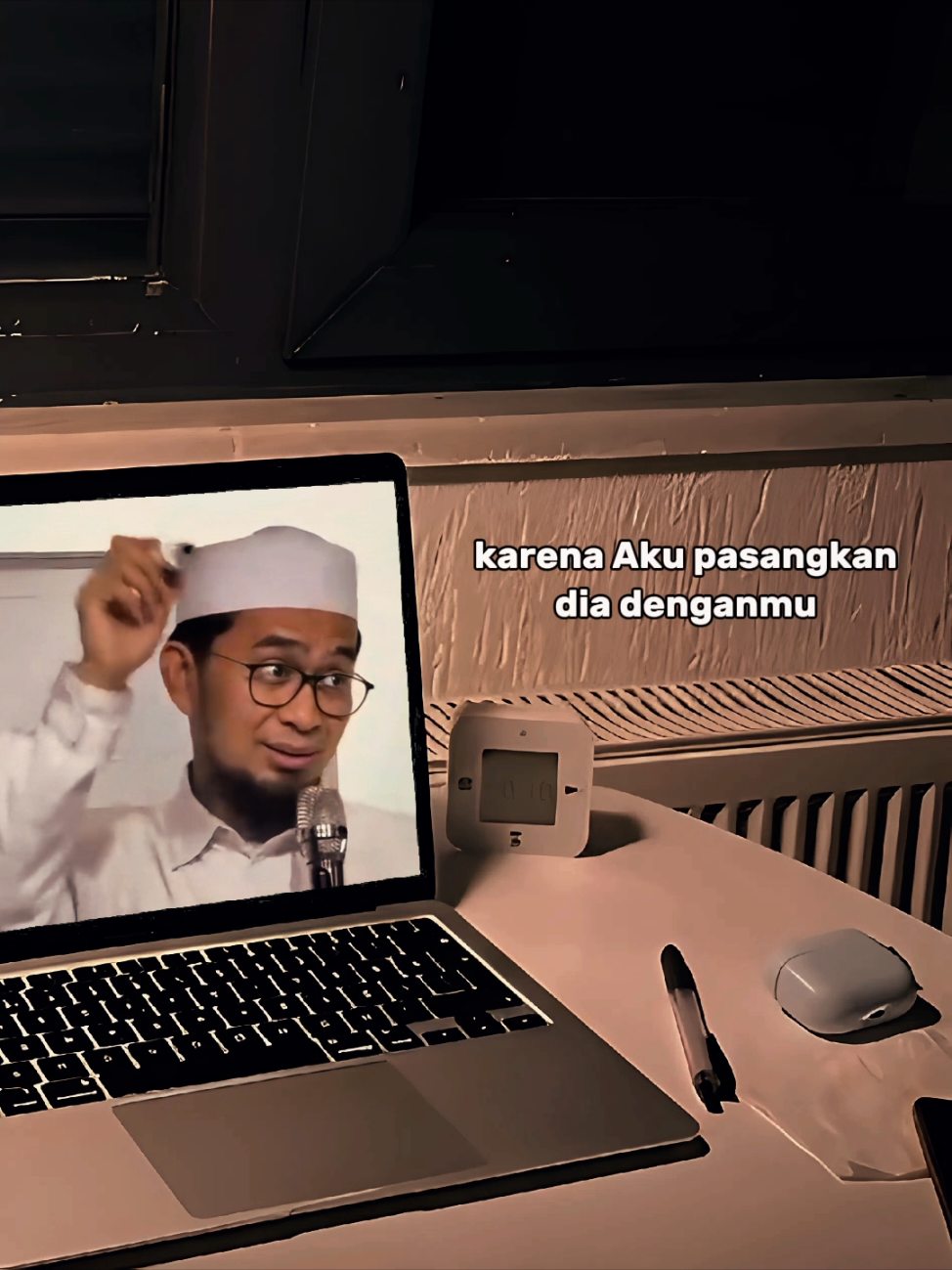 10.52 | seorang pasangan harus saling menyempurnakan atas segala kekurangan 💫 #ustadzadihidayat #dakwah #islam #muhasabahdiri #fyp 