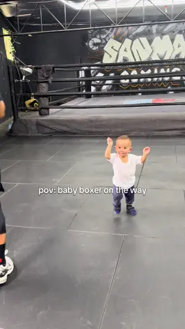 ikaw na bahala kay mommy nak 😂😂😂