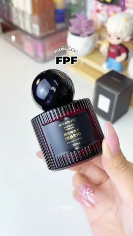 nước hoa có hương thơm quyến rũ , khó quên #nuochoa #nuochoanu #nuochoafpf #perfume #thaothichriviu 