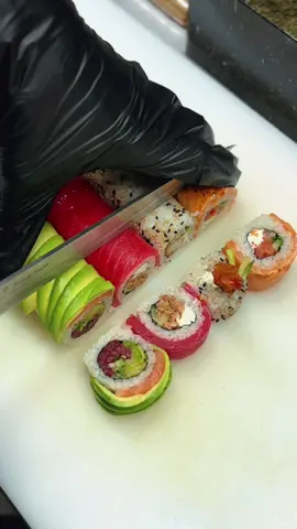 Un like si un follow 🫣#satisfyingvideo #sushilover #beutiful #tiktokfood #chef 