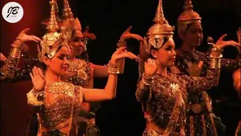 #ប្រវត្តិរបាំព្រះរាជទ្រព្យ🌱🇰🇭 #របាំព្រះរាជទ្រព្យខ្មែរ🥰 របាំដែលមានភាពថ្លៃថ្នូរ ទន់ភ្លន់ សមសួន គួរជាទីគាប់ភ្នែក💜🕊️#របាំបុរាណខ្មែរ 🥰🥰