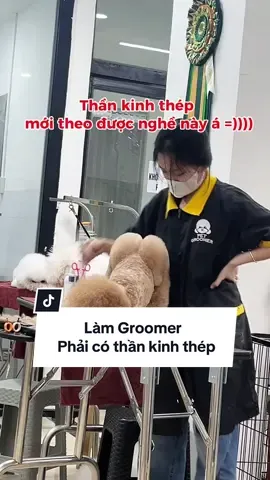 - Nãy chị làm khách em ngó gì chị đó Mai  - Chị tự hiểu đi ha ☺️  Trung bình nhân viên spa nào đi làm cũng phải giữ mình nha mng =)))