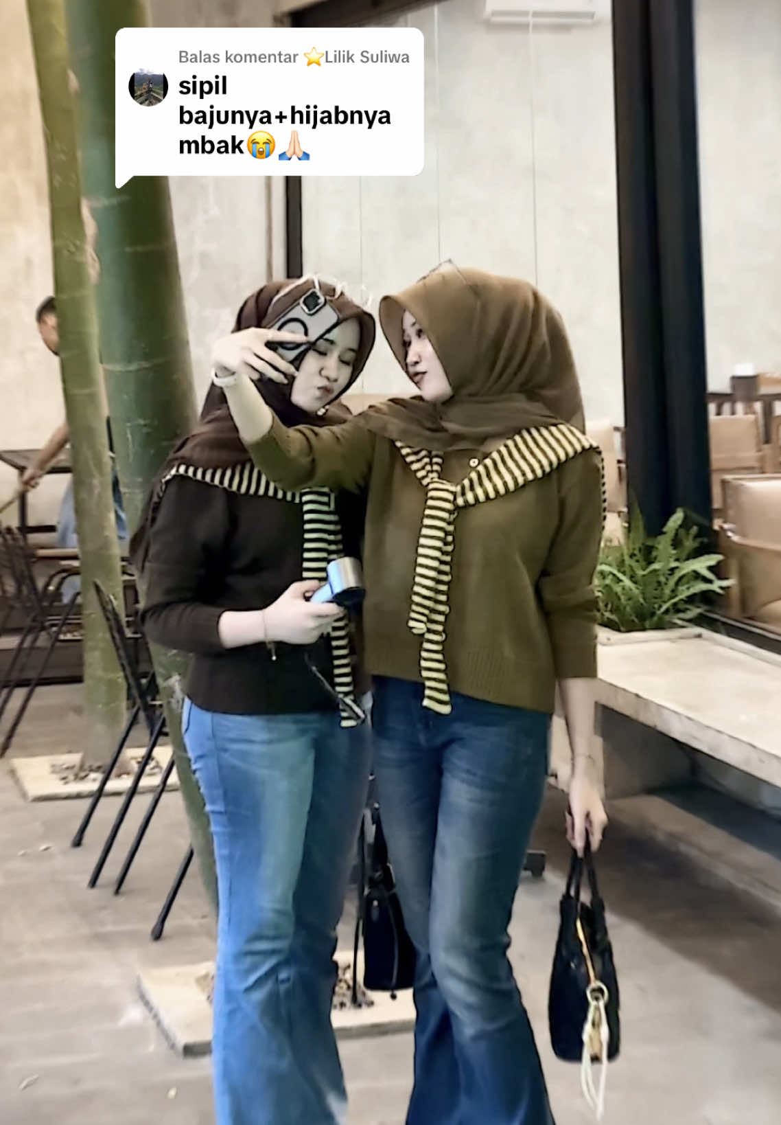 Membalas @⭐Lilik Suliwa AKU SPILL DISINI SEMUA BUB
