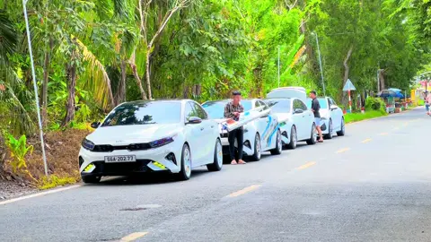 Cả dàn mà làm xe hoa thì hết nước chấm #xuhuong #66đồngtháp #kia #k3 