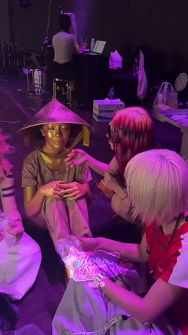 HỖN => #saabirose #hoangduyen