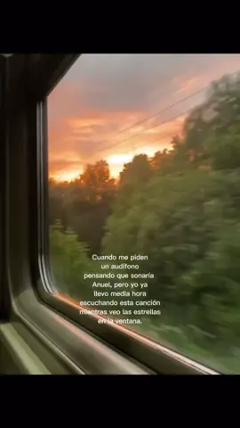 La escucharía para siempre si pudiera.  #goldenbrown#amoestacancion#music#fyp#paratiiiiiiiiiiiiiiiiiiiiiiiiiiiiiii