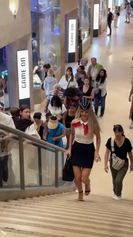 Seems they don't like me...... and youu??❤ #crew #reactions #usa #stewardess 