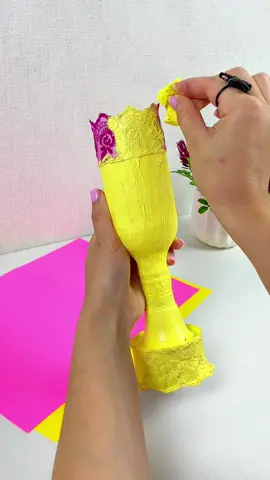 Creative Candle Holder Part 1  #DIY #DIYDecor #Upcycle #Craft|deas #HomeDecor Materials: • Glass bottle • Light bulb • Hot glue gun • Spray varnish • Tin can • Yellow and gold paint • Sponge • Toilet paper • Water • Glue • Paintbrush • Scissors • Cardboard • Marker • Lace ribbon • Hair dryer