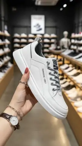 ✨ Sepatu putih elegan tapi tetap santai! ✨ Cocok banget buat nongkrong, kuliah, jalan bareng doi, atau kerja casual 🤍 Desainnya simpel tapi keren abis — bikin gaya kamu naik level! Lagi ada PROMO + GRATIS KAOS KAKI 🎁 Buruan sebelum kehabisan, stok cepat habis karena banyak yang incar! ⚡ #SepatuPria #SepatuPutih #SepatuKeren #FYP #tiktokfinds 