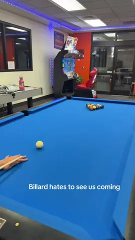 🫣😬 #fy #fyp #billiards