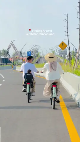Membalas @ᥲᥡᥲᥲ꧑gᥱρrᥱkᥫ᭡ Sepedaan Area Jembatan Pandansimo Jogja yaa kaa 🛣️⛩️🗺️🏯  #menuntun #sewasepedajogja #tripsepedajogja #sepedajogja #sepedaandijogja 