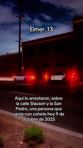 #tiktoklive #livehighlights una persona que venían persiguiendo la policía de Los Ángeles y lo arrestaron sobre la calle Slauson y San Pedro #police #losangeles 