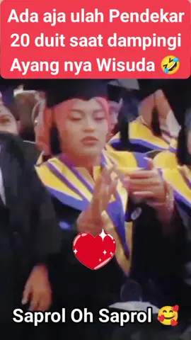Ada aja ulah pendekar 20 duit saat dampingi Ayang nya Wisuda 🤣🥰#kangdedimulyadi #egi #kdm #lucu #videoviral 