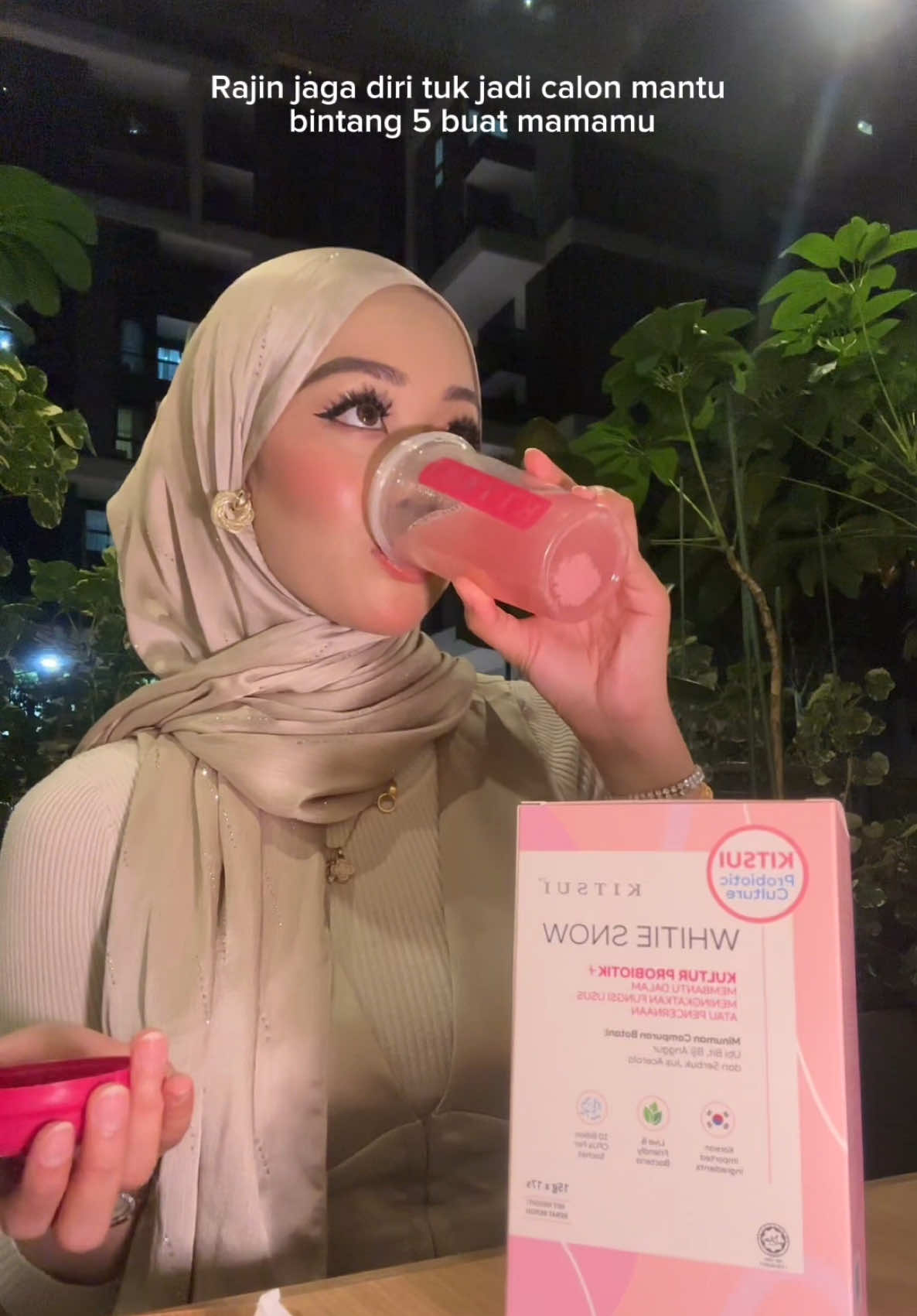 True beauty begins with self-care ladies✨ Nourish your skin and body with Kitsui White Snow today, enriched with probiotics for a radiant glow from within. Halal. Trusted. Available at Watsons 🩵 Because every woman deserves to shine gracefully. 🪽