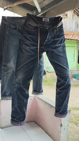 jemur manja🤪#pamerindenimlo #darahkubiru #denimyourway 