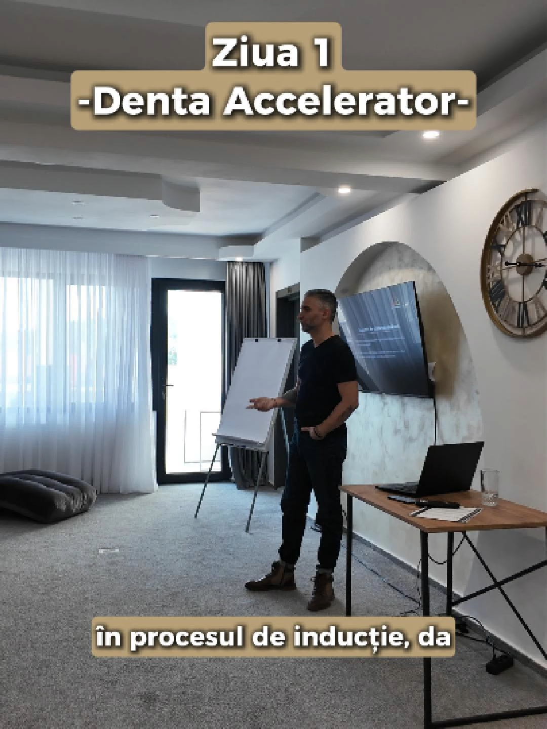 📘 Prima zi din Denta Accelerator – la Academia Denta Suport, Râmnicu Vâlcea A fost o zi intensă, plină de claritate, direcție și discuții reale despre profesionalismul în clinică. Am pornit de la un concept simplu, dar esențial: „Procesul de inducție aduce bine și bani.” 💰 ✅ Am vorbit despre importanța protocoalelor clare în fiecare departament – de la recepție până la medic și manager. ✅ Despre cum fiecare membru al echipei trebuie să știe exact ce are de făcut, când și cum, pentru ca totul să curgă natural. ✅ Despre cum manualul de protocoale nu e doar o formalitate, ci o unealtă de creștere și imagine profesională – un semn că echipa ta știe, respectă și livrează la același standard. 🎯 Când fiecare om are bucățica lui clară de responsabilitate, clinica funcționează ca un organism sănătos. Iar asta se vede nu doar în calitatea actului medical, ci și în stabilitate, recomandări și profit. 💡 Urmează Ziua 2 – implementare și leadership în echipă, unde mergem mai adânc în procese, mindset și structură. Pentru că succesul nu vine din haos, ci din claritate, disciplină și sisteme. #DentaAccelerator #AcademiaDentaSuport #LeadershipMedical #Protocoale #EchipaPuternica #BusinessStomatologic #CiprianDeaconu