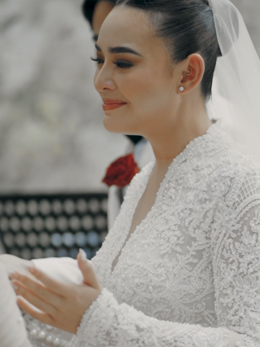 From the intimate HOLY MATRIMONY of Amanda & Kenny #amandamanopo #kennyaustin 